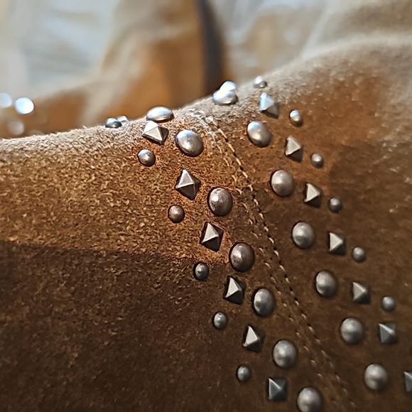 LUCKY BRAND pointed suede western style booties! 6.5 - Picture 3 of 4
